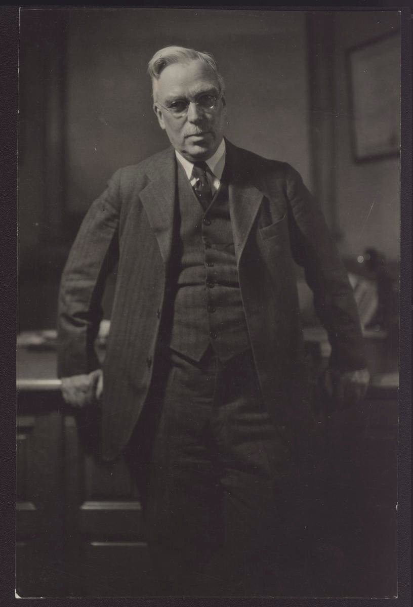 Herbert I. Hawkes, 1929